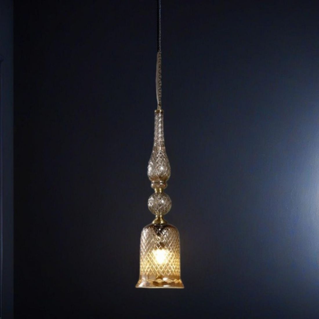 Single-Light-Hanging-Lamp